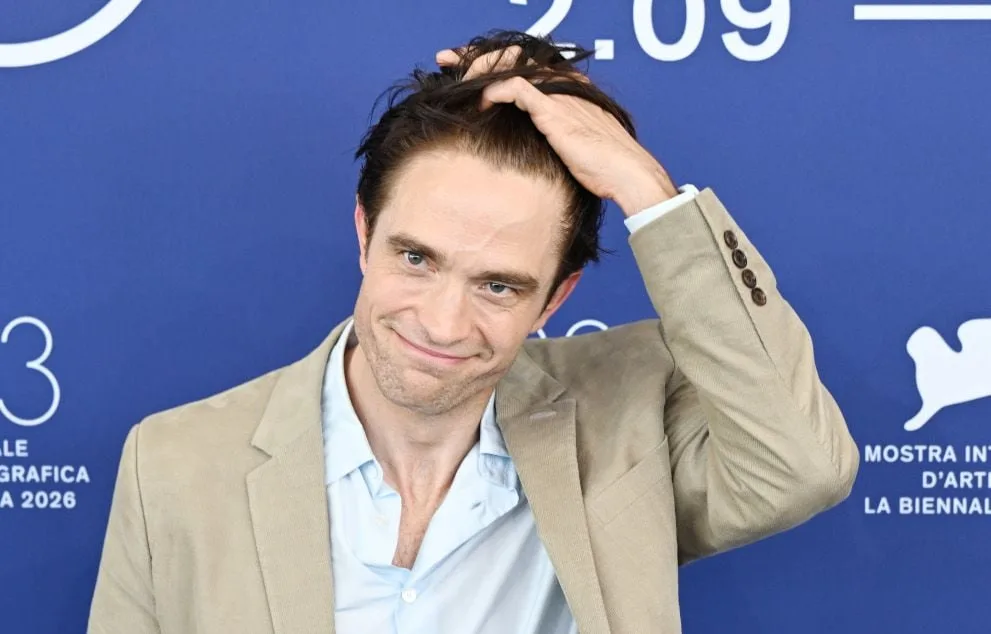 LE BATMAN DE ROBERT PATTINSON N’EST PAS DU GENRE À FAIRE ÉQUIPE AVEC D’AUTRES SUPERHÉROS