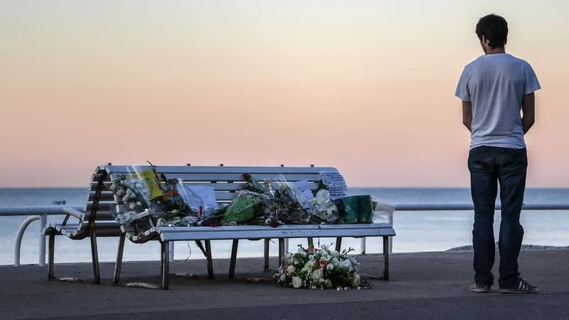 DIRECT. ATTENTAT DU 14-JUILLET: DIX ANS APRÈS, LA VILLE DE NICE REND HOMMAGE AUX 86 VICTIMES