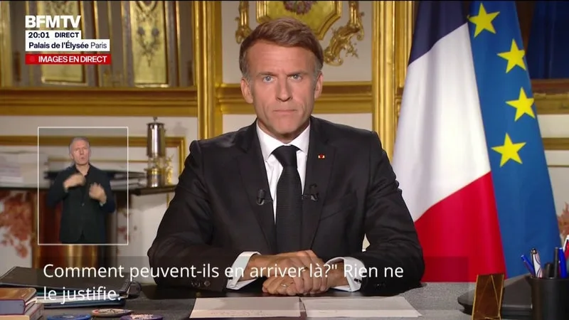 VIOLENCES DU 17-OCTOBRE: « NOUS RESSENTONS TOUS CE SOIR DE LA COLÈRE, DE LA HONTE », DÉCLARE EMMANUEL MACRON