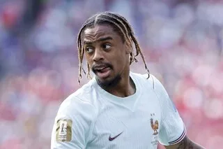 MERCATO PSG. LE CLUB FIXE LE PRIX POUR S’OFFRIR BRADLEY BARCOLA, CIBLÉ PAR DEUX CADORS DE PREMIER LEAGUE
