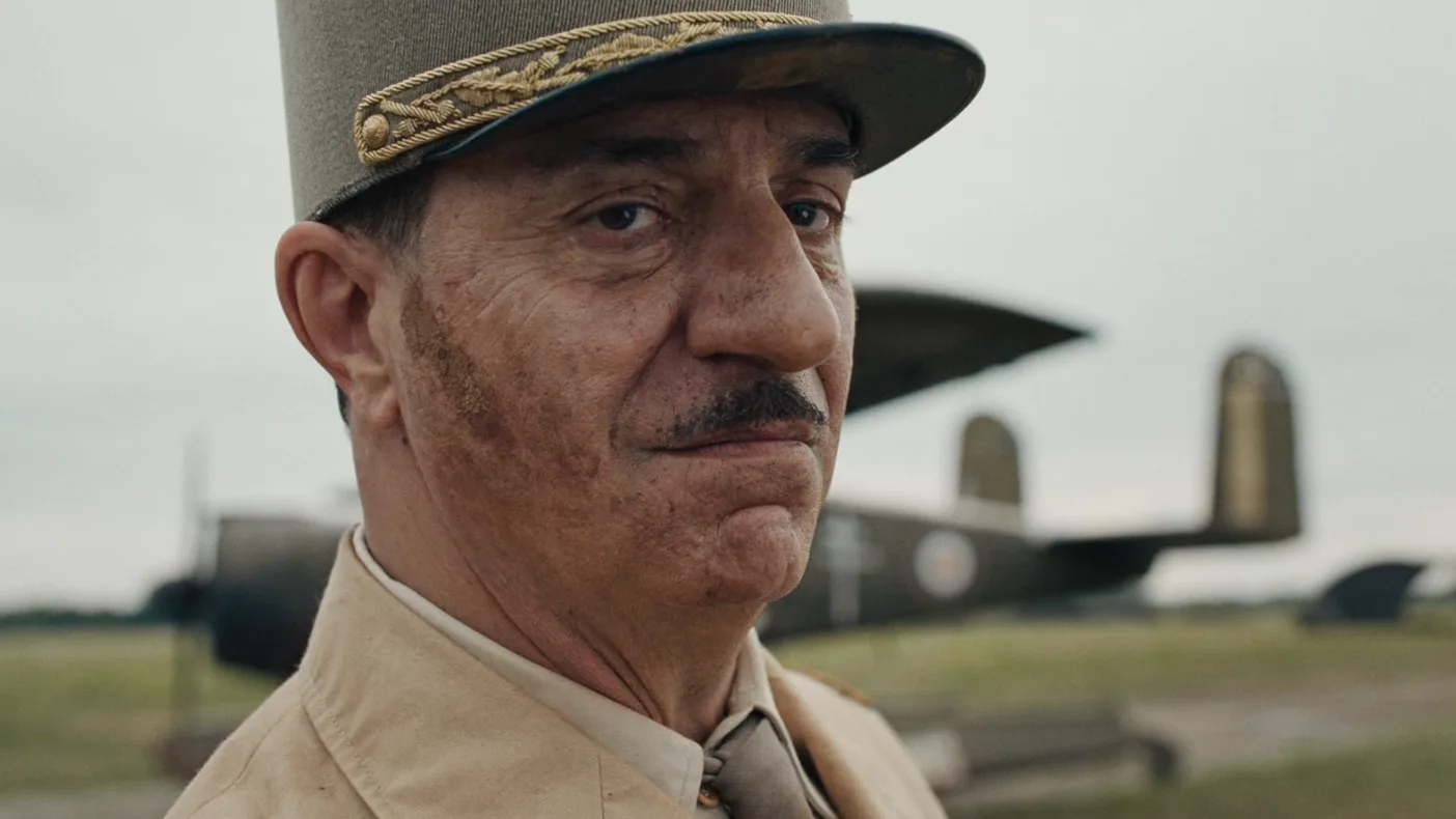 DANS « LA BATAILLE DE GAULLE : L’ÂGE DE FER », ON NE S’ATTENDAIT PAS À AUTANT D’HUMOUR ET POURTANT…