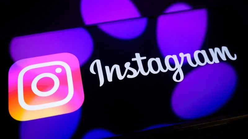 TROIS JOURS APRÈS SON LANCEMENT, META MET FIN À LA FONCTION PERMETTANT D’UTILISER VOS PUBLICATIONS POUR GÉNÉRER DES CONTENUS SUR INSTAGRAM