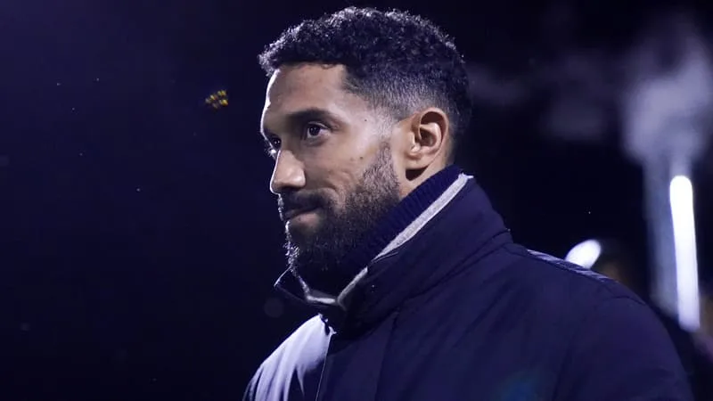 « SANS PARLER DES JEUNES FILLES »: LA JUSTIFICATION (TRÈS) MALADROITE DE GAËL CLICHY SUR LES ENTRAÎNEMENTS À HUIS CLOS DU SM CAEN
