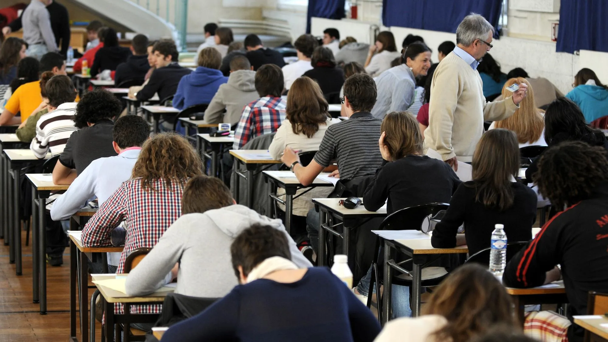 BAC 2026 : DÉCOUVREZ LES SUJETS ET UNE PROPOSITION DE CORRIGÉ DE L’ÉPREUVE D’HISTOIRE-GÉOGRAPHIE DU 16 JUIN