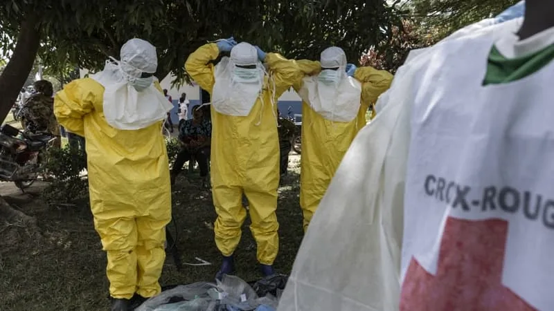 LE PIC N’A PAS ENCORE ÉTÉ ATTEINT: LA CROIX-ROUGE PRÉVIENT QUE L’ÉPIDÉMIE D’EBOLA POURRAIT DURER « ENCORE UN AN » EN RÉPUBLIQUE DÉMOCRATIQUE DU CONGO
