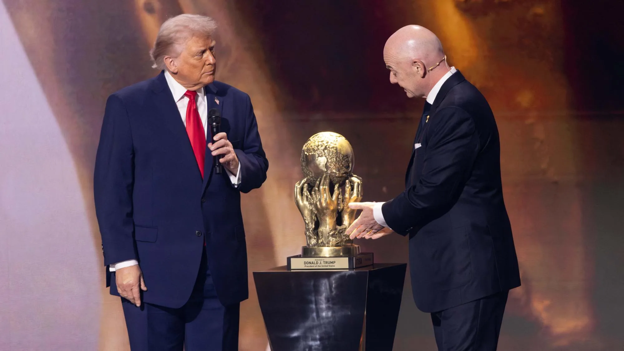 L’AFFAIRE BALOGUN, LA GOUTTE DE TROP DANS LA « BROMANCE » ENTRE TRUMP ET INFANTINO