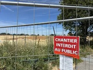AMAZON EN LOIRE-ATLANTIQUE : DES MILITANTS COMMUNISTES DU PCF NE RELÈVENT « AUCUNE CONCERTATION AVEC LA POPULATION »