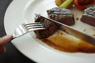 COUPE DU MONDE 2026 : POUR NE PAS ÊTRE MAL VU, N’OUBLIEZ PAS CE GESTE DANS LES RESTAURANTS AUX ÉTATS-UNIS