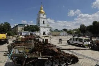CARTE. GUERRE EN UKRAINE : FRAPPE SUR UNE USINE D’ARMEMENT RUSSE, VOLODYMYR ZELENSKY AU G7… LE POINT DU JOUR