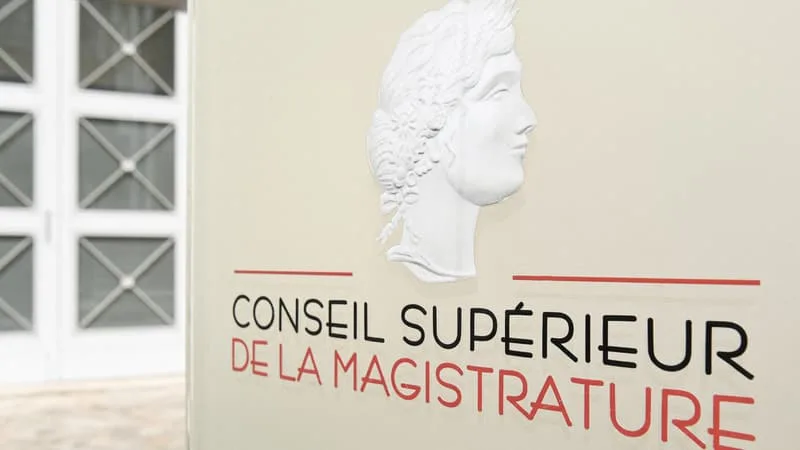 AFFAIRE LYHANNA: LE CONSEIL SUPÉRIEUR DE LA MAGISTRATURE DÉPLORE LE « DISCRÉDIT JETÉ SUR DES MILLIERS DE MAGISTRATS » ET « UNE INSTRUMENTALISATION »