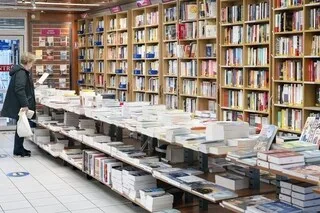 LES LIBRAIRIES GIBERT ENVISAGENT DE SUPPRIMER 84 POSTES SUR 500 D’ICI FIN 2026