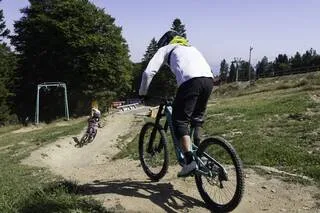 CYCLISME. UNE JEUNE CYCLISTE ITALIENNE MORTE APRÈS AVOIR ÉTÉ PERCUTÉE PAR UNE VOITURE LORS D’UN ENTRAÎNEMENT