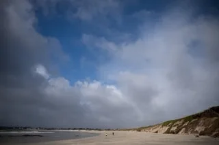MÉTÉO : QUELQUES ÉCLAIRCIES, DE LA PLUIE ET MÊME UN PEU DE NEIGE… LES PRÉVISIONS DU WEEK-END