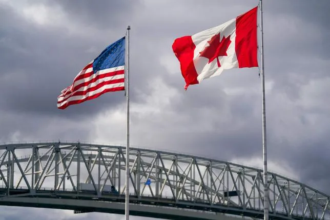 UNE NOUVELLE SALVE DE DROITS DE DOUANE MET LE CANADA EN FURIE : “JE DÉTESTE TRUMP”