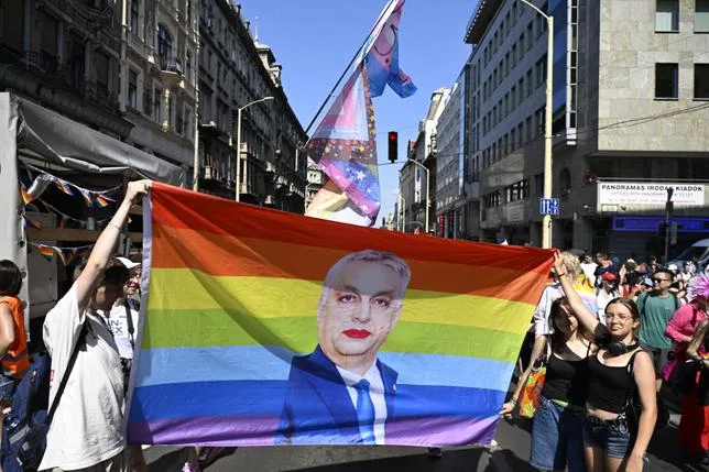 EN HONGRIE, PETER MAGYAR DÉMANTÈLE LA LOI ANTI-LGBTQI DE VIKTOR ORBAN