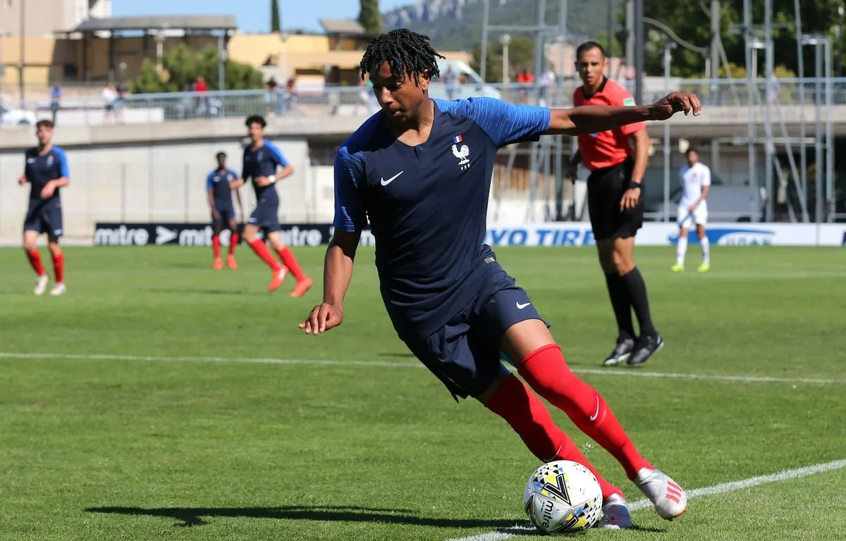 COUPE DU MONDE 2026 : « IL CONNAISSAIT DÉJÀ LA MARSEILLAISE »… QUAND MICHAEL OLISE A CHOISI LES BLEUS À 17 ANS