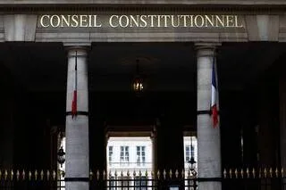 ZFE : LE CONSEIL CONSTITUTIONNEL CENSURE LA SUPPRESSION DES ZONES À FAIBLES ÉMISSIONS VOTÉE PAR LE PARLEMENT