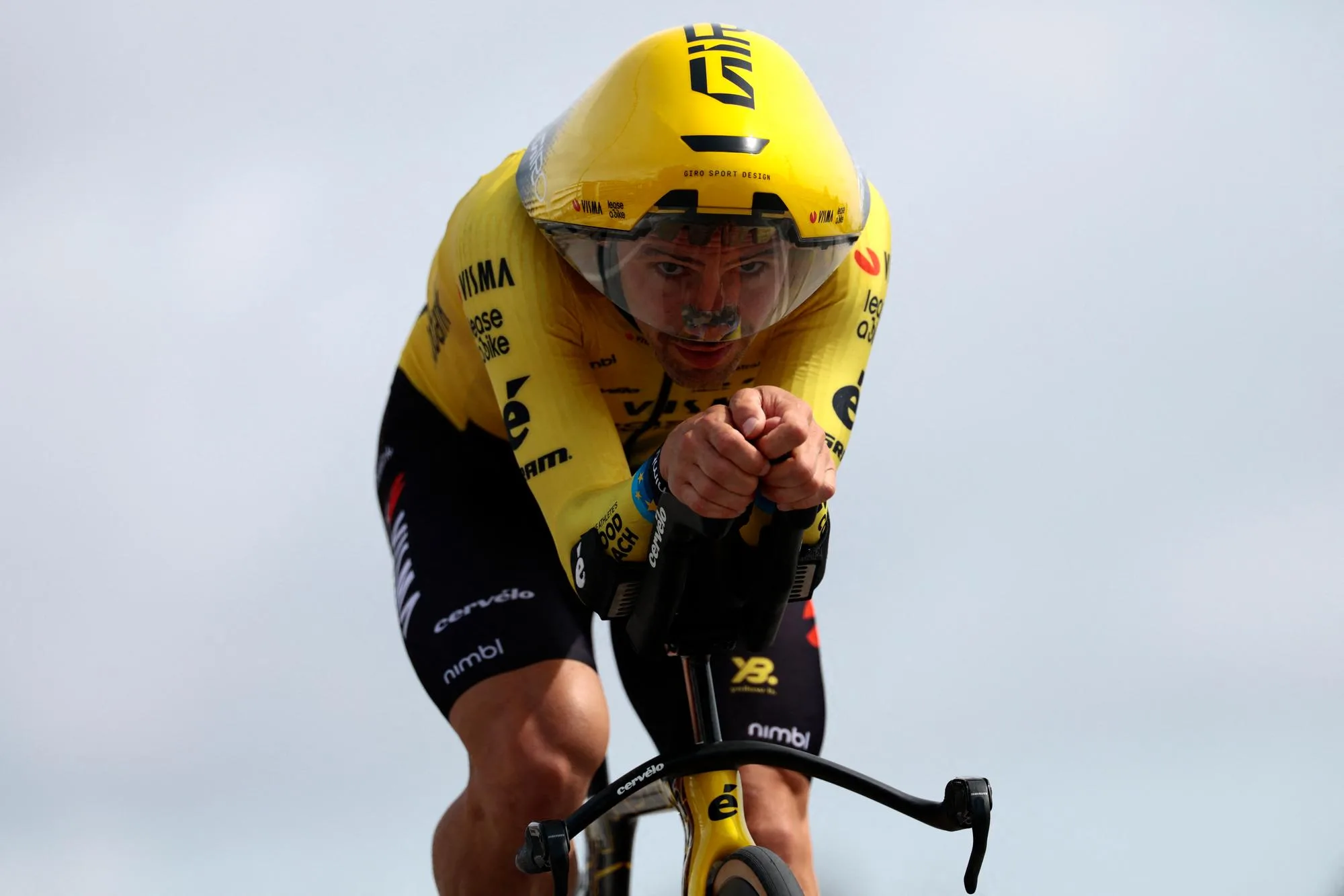 LE TOUR D’ITALIE 2026 EST AGITÉ PAR LE « PIPI GATE », ON VOUS EXPLIQUE CETTE AFFAIRE LOUFOQUE