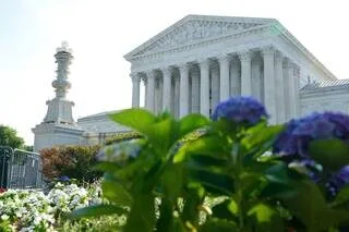 ÉTATS-UNIS : LA COUR SUPRÊME EMPÊCHE UNE EXÉCUTION À L’AZOTE D’UN HOMME CONDAMNÉ EN 1998