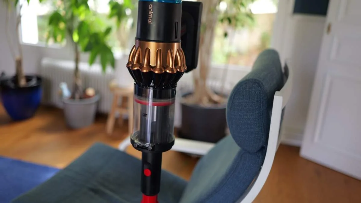 ASPIRATEUR-BALAIS : VOICI LES 5 ERREURS QUI RÉDUISENT SON AUTONOMIE ET TUENT SA BATTERIE