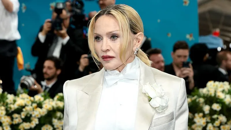 « IL ME FALLAIT UN GROS BUDGET »: MADONNA EXPLIQUE POURQUOI SON PROJET DE BIOPIC AVEC UNIVERSAL A ÉTÉ ABANDONNÉ