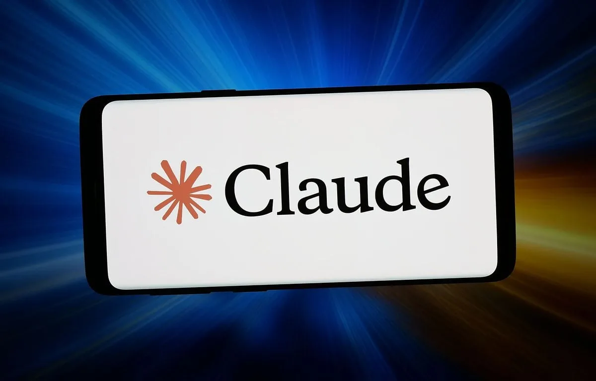 ETATS-UNIS : LES CRÉATEURS DE CLAUDE VONT DEVOIR VERSER UN MILLIARD POUR AVOIR UTILISÉ DES LIVRES POUR ENTRAÎNER LEUR IA