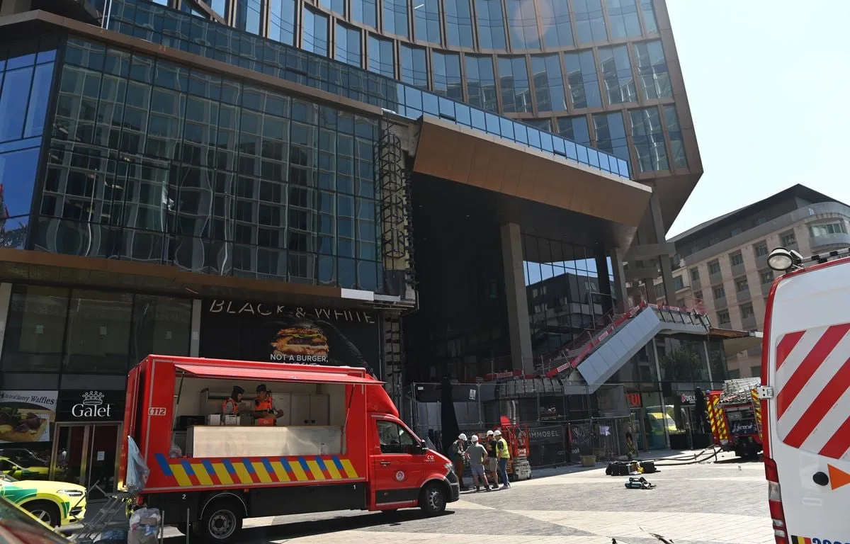 BELGIQUE : AU MOINS DEUX MORTS DANS UN INCENDIE SUR UN CHANTIER À BRUXELLES