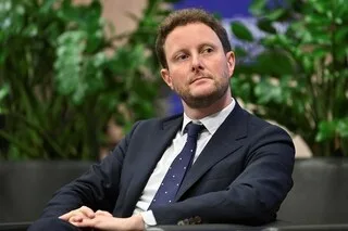 82 OU 187 MILLIARDS D’EUROS, QUE COÛTENT VRAIMENT LES AIDES AUX ENTREPRISES ? UN NOUVEAU RAPPORT TENTE D’ÉCLAIRER