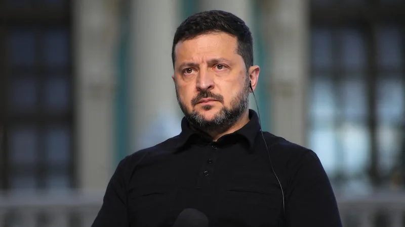 CHAQUE JOUR DE GUERRE LUI COÛTE 165 MILLIONS D’EUROS: VOLODYMYR ZELENSKY PRÉPARE L’UKRAINE À DES MESURES « DIFFICILES ET IMPOPULAIRES » POUR COMBLER UN DÉFICIT DE FINANCEMENT DE 23 MILLIARDS D’EUROS