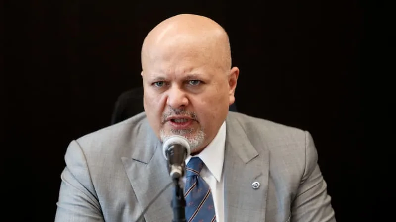 RELEVÉ DE SES FONCTIONS APRÈS DES ACCUSATIONS D’AGRESSION SEXUELLE, LE PROCUREUR GÉNÉRAL DE LA COUR PÉNALE INTERNATIONALE KARIM KHAN VA CONTESTER SON ÉVICTION