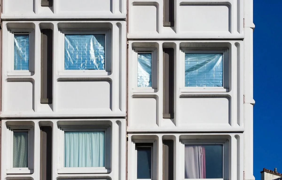 CANICULE : COMMENT UNE COUVERTURE DE SURVIE PEUT FAIRE CHUTER LA TEMPÉRATURE CHEZ VOUS DE PLUSIEURS DEGRÉS