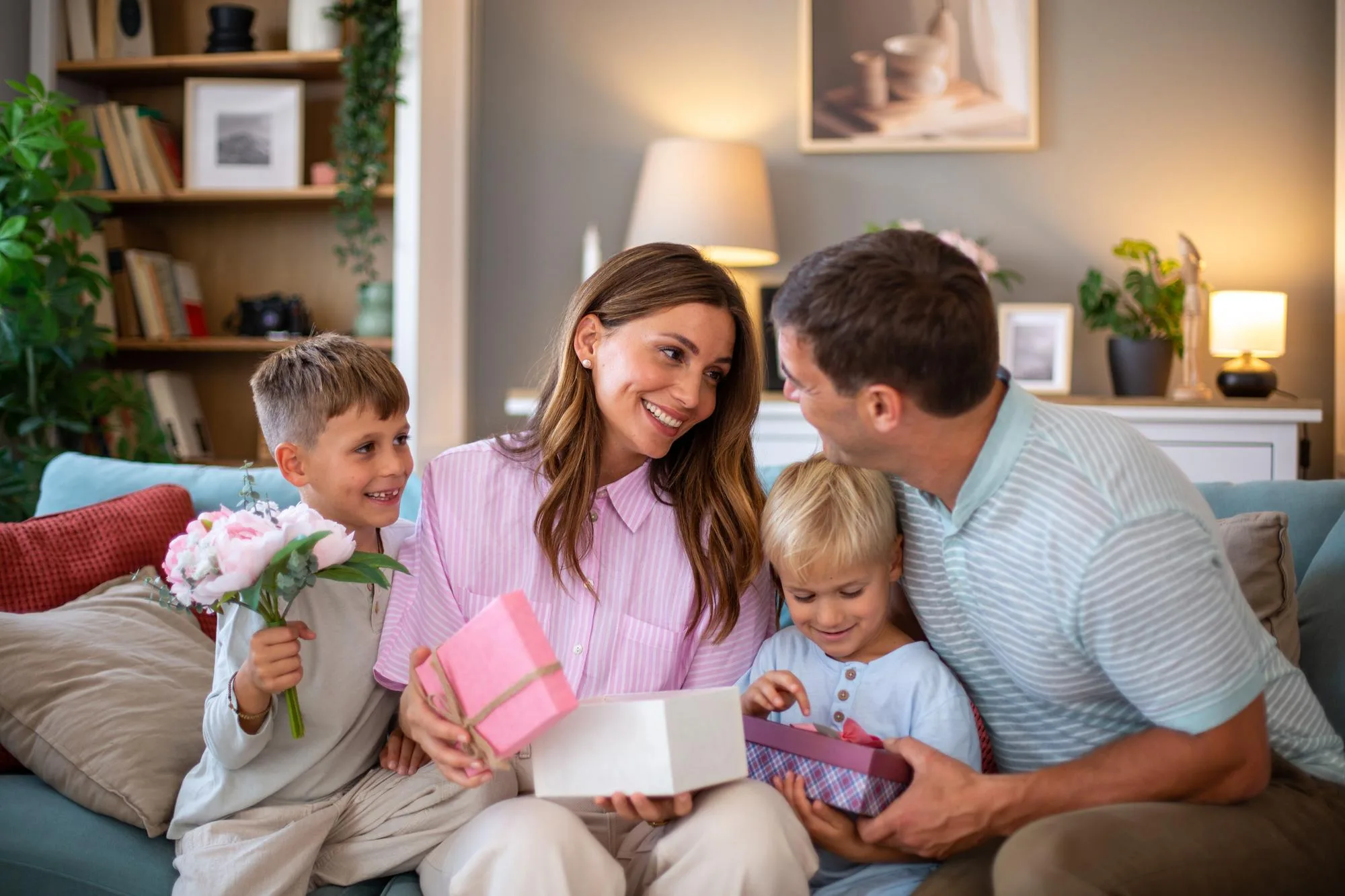 POUR LA FÊTE DES MÈRES, FAIRE UN CADEAU À LA MÈRE DE SES ENFANTS NE VA PAS TOUJOURS DE SOI
