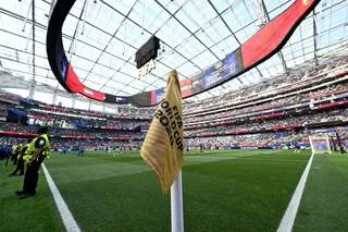 COUPE DU MONDE. « MIEUX PRÉPARÉS QUE JAMAIS » : FACE AU RISQUE DE PROPAGATION D’EBOLA, LES ÉTATS-UNIS SE DISENT PRÊTS