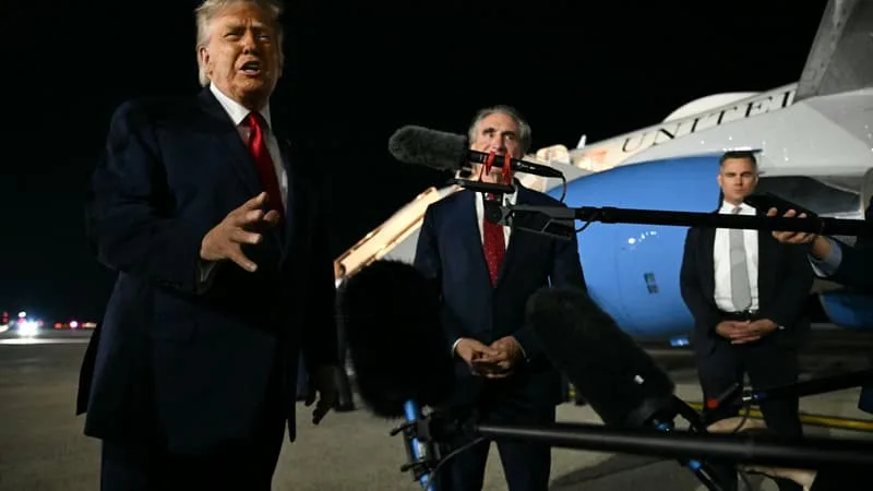 « NOUS SOMMES DANS LES DERNIERS EFFORTS »: DONALD TRUMP ÉVOQUE UN DÉLAI DE « DEUX À TROIS JOURS » POUR CONCLURE UN ACCORD DE PAIX AVEC L’IRAN