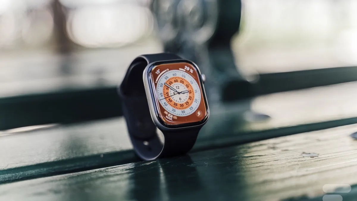 APPLE WATCH SERIES 12 : UN CAPTEUR INÉDIT POURRAIT ÊTRE INTÉGRÉ DIRECTEMENT AU BRACELET