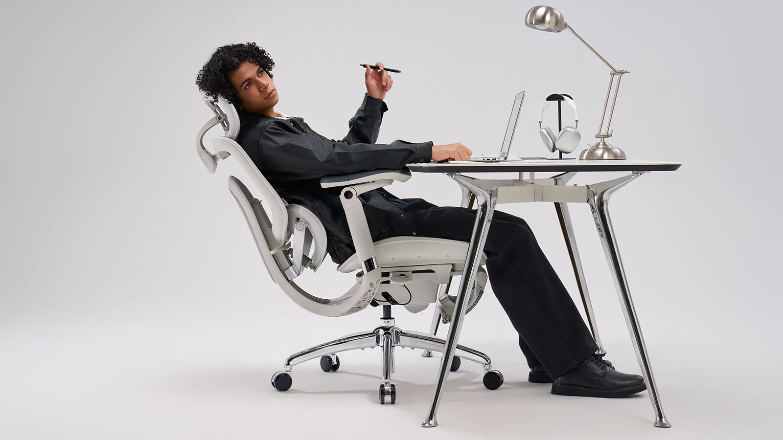SIHOO DORO C300 PRO V2 EN PROMO : CETTE CHAISE ERGONOMIQUE S’ADAPTE À VOS MOUVEMENTS