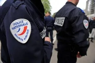UNE FEMME RETROUVÉE MORTE DANS SA VOITURE À ANGERS