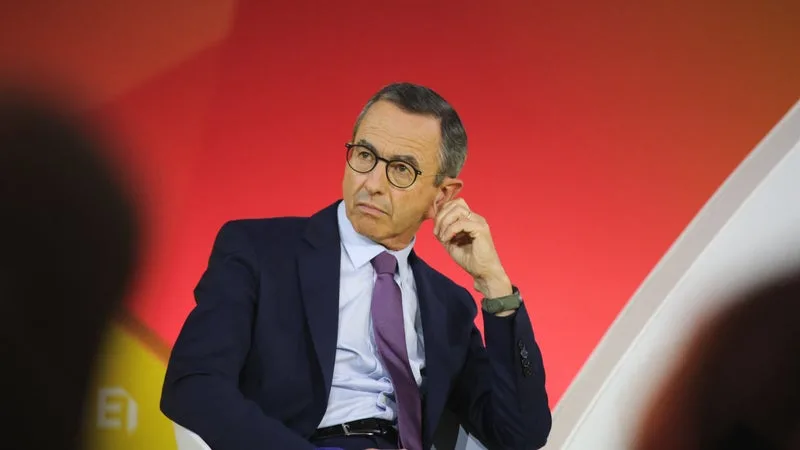 « DONT ACTE »: BRUNO RETAILLEAU RECONNAÎT AVOIR SUGGÉRÉ À TORT UN LIEN ENTRE LFI ET L’ADOLESCENT SUSPECTÉ DES TIRS DANS UN COLLÈGE D’AUBAGNE