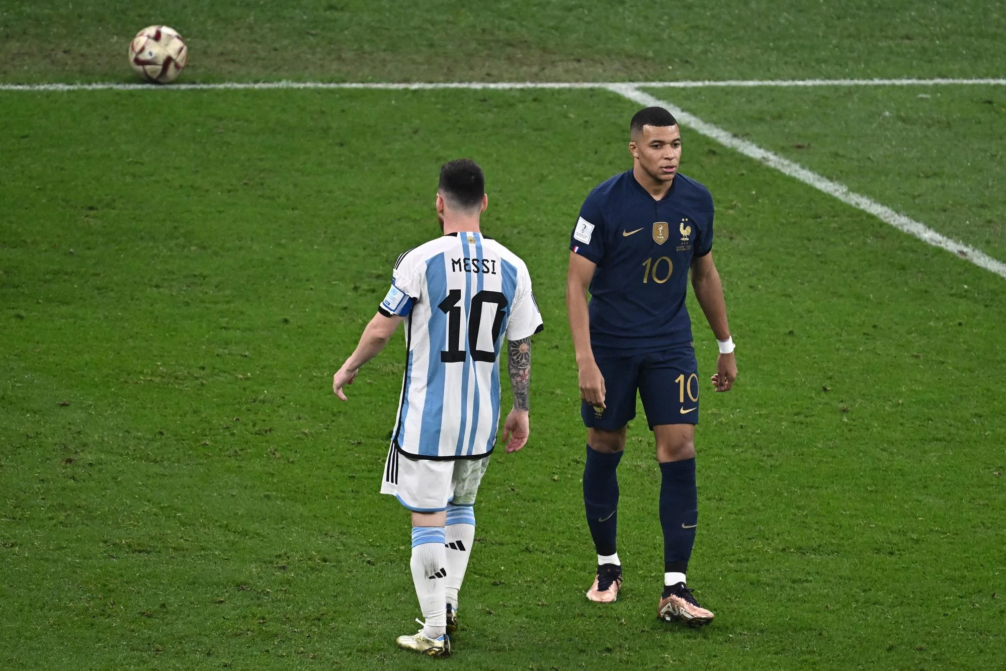À LA COUPE DU MONDE 2026, KYLIAN MBAPPÉ ET LIONEL MESSI LANCÉS DANS UN DUEL DE BUTEURS D’EXCEPTION