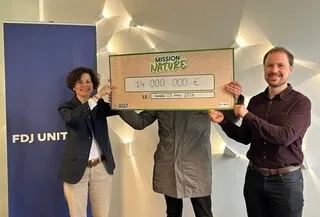 TÉMOIGNAGE. IL N’AVAIT « JAMAIS REMPORTÉ PLUS DE 50 € » : CE JOUEUR HABITUEL GAGNE 14 MILLIONS D’EUROS AU LOTO EN SARTHE