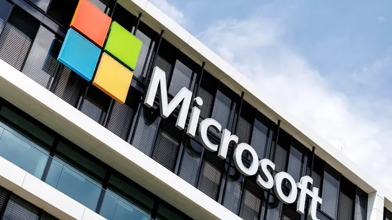 LE GROUPE A PAYÉ 327 MILLIONS D’EUROS EN FRANCE AU COURS DES 3 DERNIÈRES ANNÉES (MAIS A REÇU UN REMBOURSEMENT L’AN DERNIER): MICROSOFT LÈVE LE VOILE SUR SES REVENUS ET IMPÔTS PAYÉS DANS L’UE