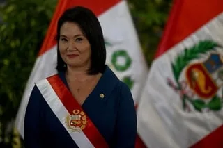 PÉROU : KEIKO FUJIMORI INVESTIE NOUVELLE PRÉSIDENTE, AVEC LA CRIMINALITÉ EN LIGNE DE MIRE