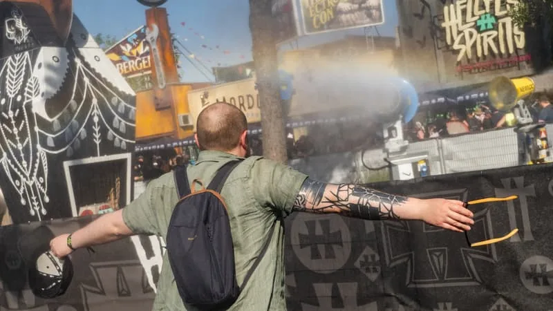 MURS D’EAU, GOURDES ET DISTRIBUTEURS DE CRÈME SOLAIRE: BRANLE-BAS DE COMBAT AU HELLFEST POUR LUTTER CONTRE UNE CHALEUR INFERNALE