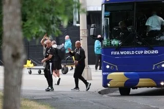 COUPE DU MONDE. LE STAFF DE L’ÉGYPTE MANQUE D’EN VENIR AUX MAINS AVEC LA POLICE DE DALLAS À L’ENTRÉE DE SON HÔTEL