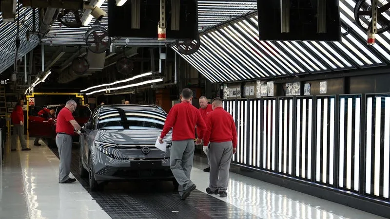 L’AVENIR DE LA PLUS GRANDE USINE D’ASSEMBLAGE AUTOMOBILE DU ROYAUME-UNI S’ÉCLAIRCIT: NISSAN VA INVESTIR PRÈS DE 200 MILLIONS D’EUROS DANS SON SITE DE SUNDERLAND POUR Y FABRIQUER UN SUV HYBRIDE