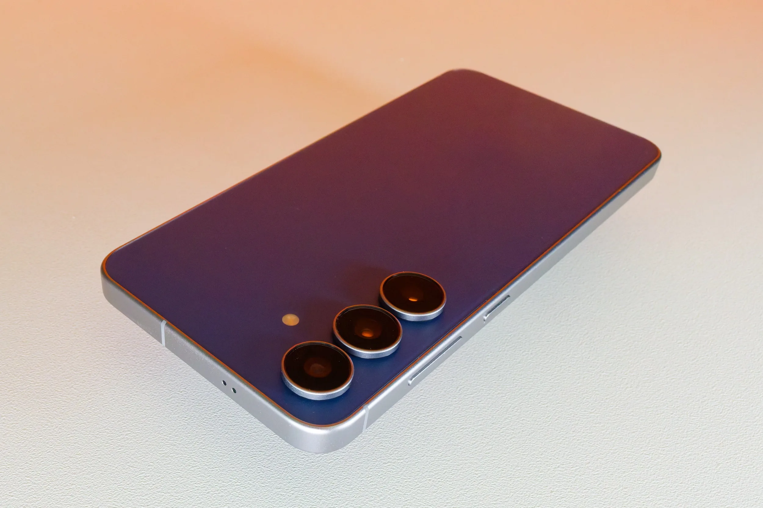 SAMSUNG GALAXY S26 FE : LE DESIGN DU SMARTPHONE FUITE EN IMAGE