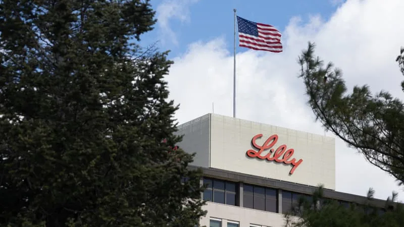 NOVO NORDISK PASSE LA SECONDE CONTRE ELI LILLY: LE GÉANT PHARMACEUTIQUE DANOIS DEMANDE À UN TRIBUNAL AMÉRICAIN D’INTERDIRE LES PUBLICITÉS DE SON RIVAL POUR DES MÉDICAMENTS ANTI-OBÉSITÉ