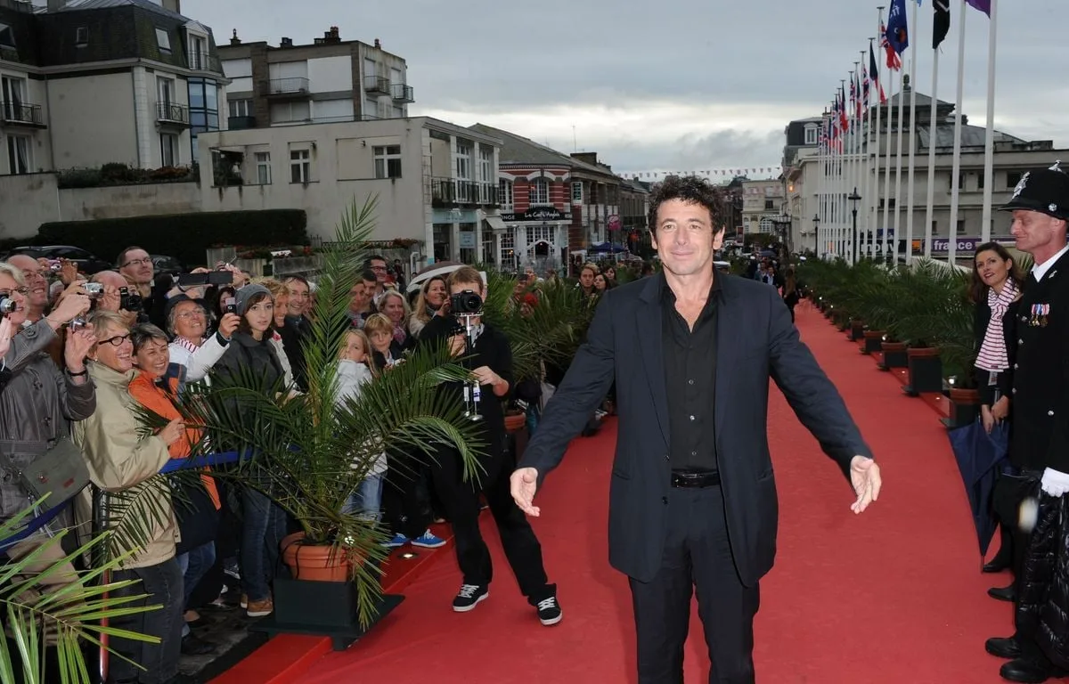 DINARD : LA PLAQUE AU NOM DE PATRICK BRUEL A DISPARU DE LA GRANDE PLAGE