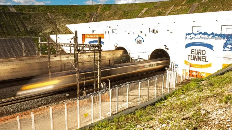 PRIX CASSÉS ET TGV EN LOCATION: GEMINI TRAINS VEUT CONCURRENCER EUROSTAR DANS LE TUNNEL SOUS LA MANCHE ENTRE LONDRES ET COLOGNE EN 2030 MAIS SON MODÈLE INTERROGE