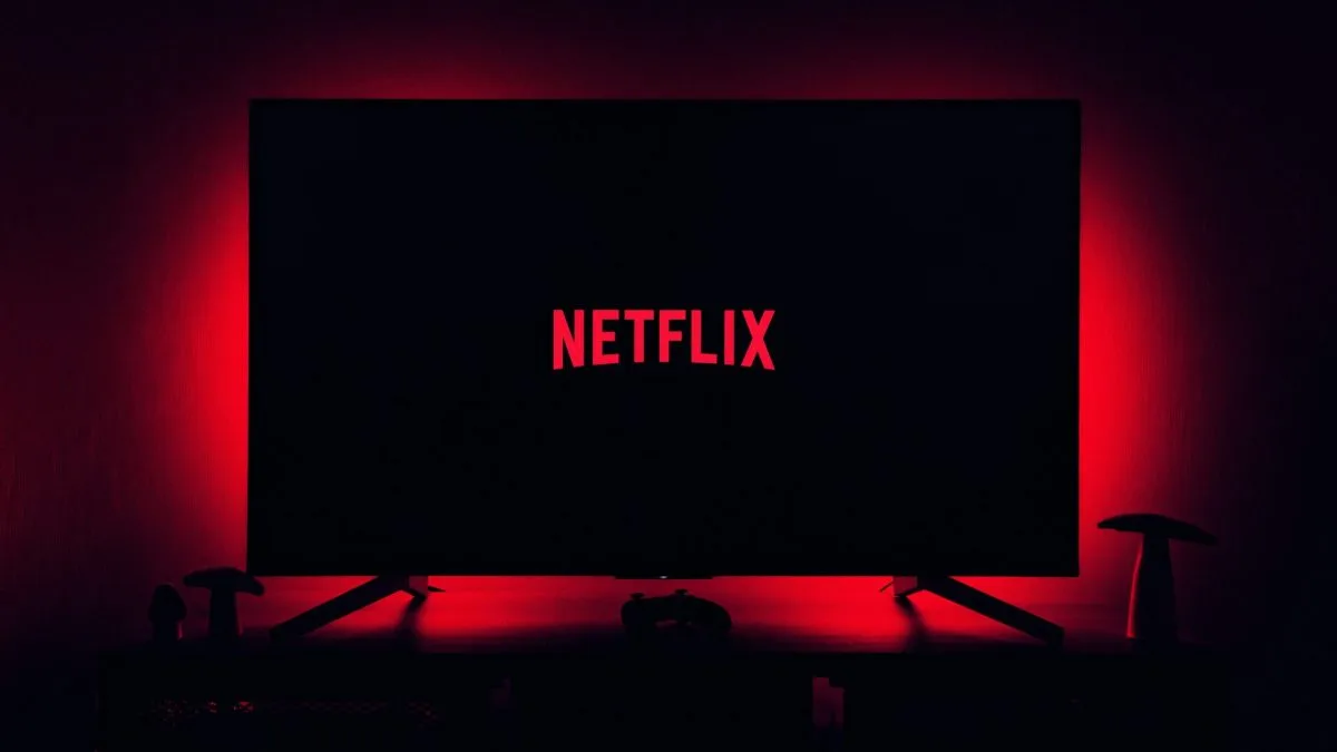 QUEL ABONNEMENT NETFLIX CHOISIR EN 2026 : NETFLIX AVEC PUB, STANDARD OU PREMIUM ?